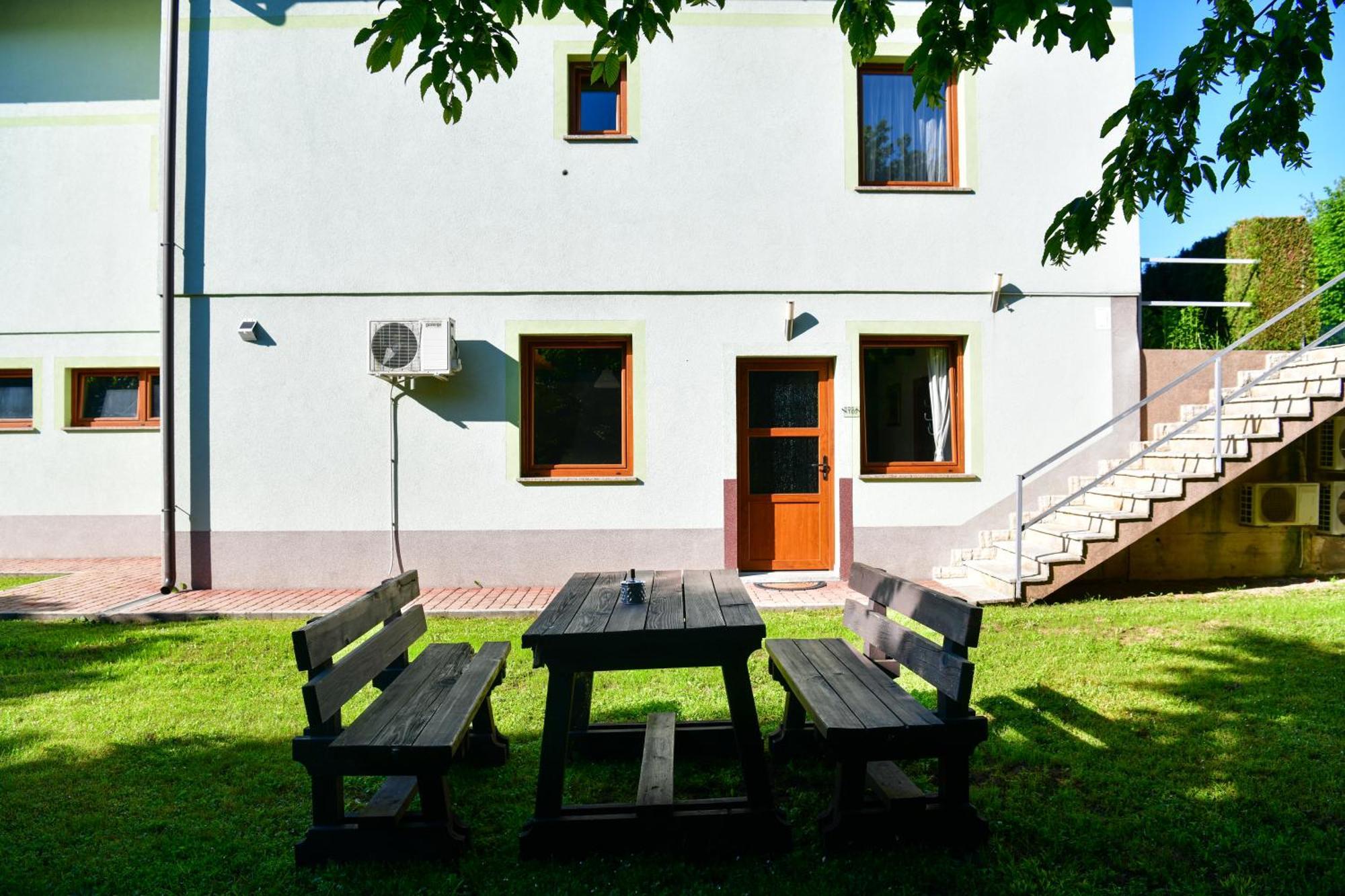 Villa Cancar Grabovac  Extérieur photo