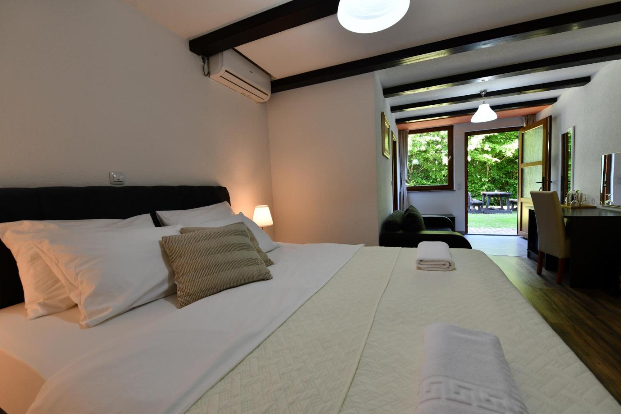 Villa Cancar Grabovac  Extérieur photo