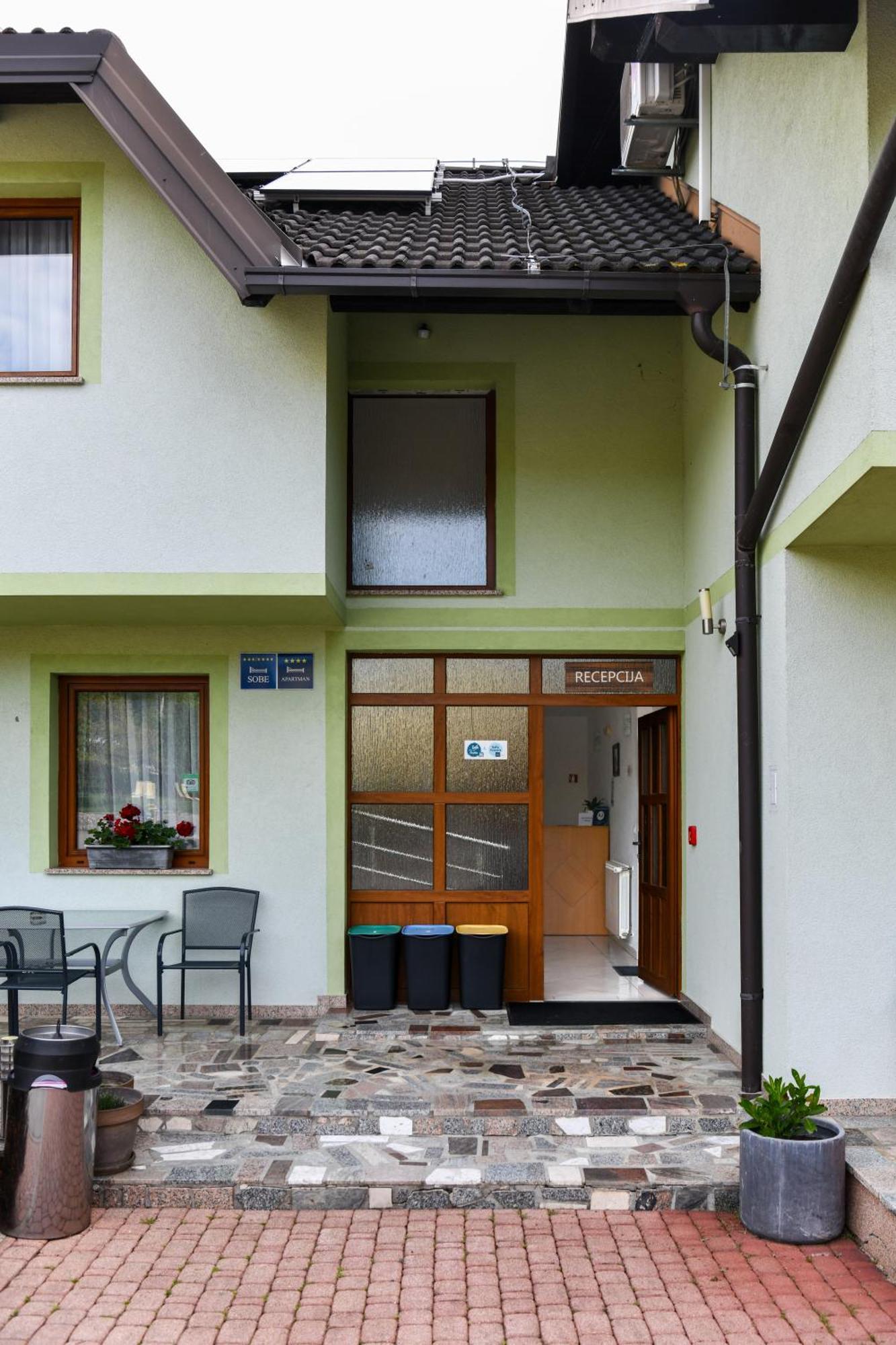 Villa Cancar Grabovac  Extérieur photo