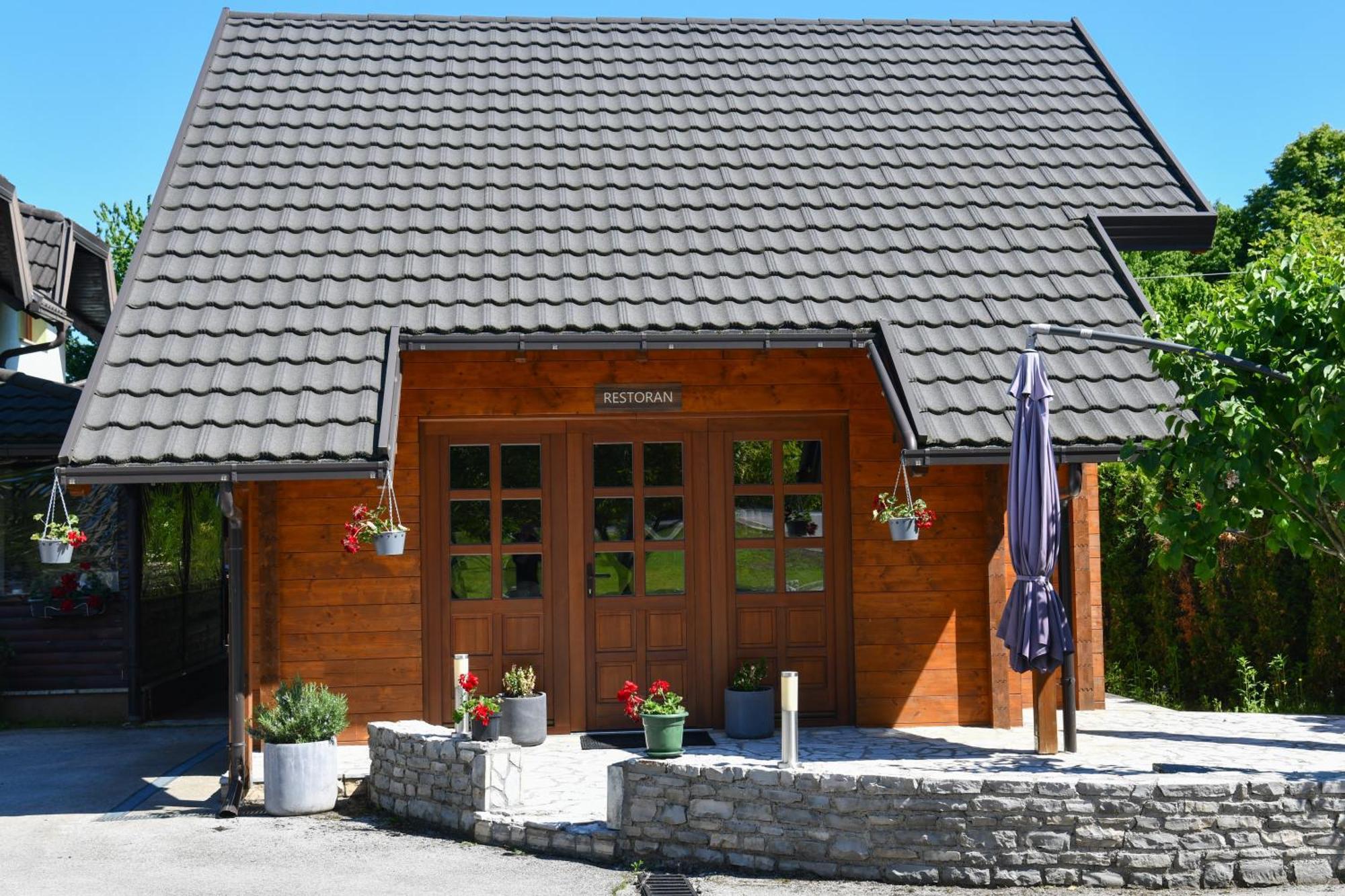 Villa Cancar Grabovac  Extérieur photo